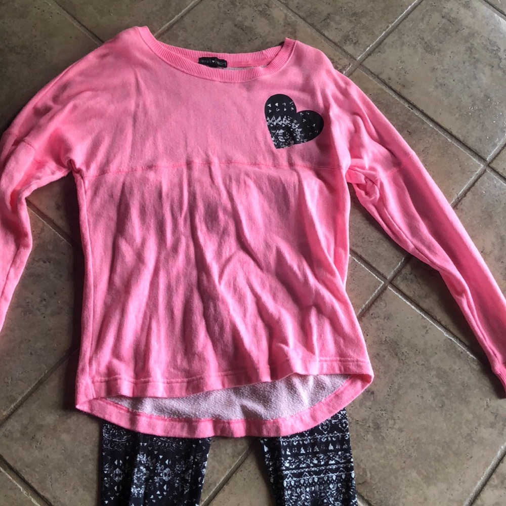 Sweatshirt and leggings set